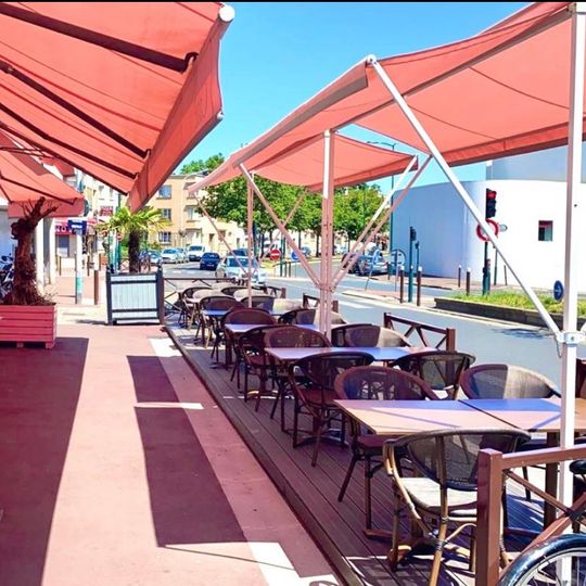 Le Convivial Café