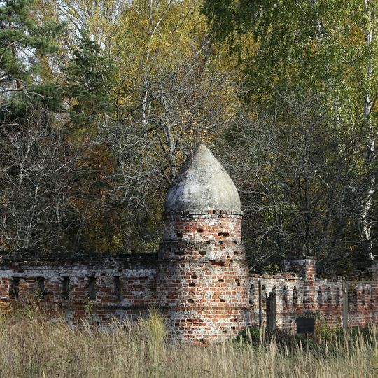 Ограда с воротами )