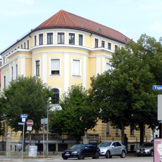 Mozartstraße 18