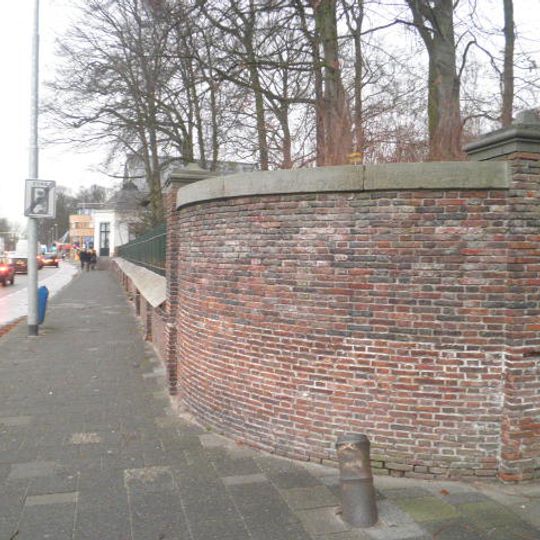 Akerendam: borstwering met hekken