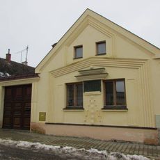 Pamětní deska Jakuba Aloise Jindry v Počátkách