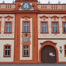 Pamětní deska Sixta z Ottersdorfu na domě Husovo náměstí 27 v Rakovníku