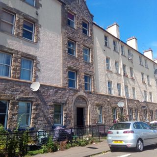 2, Piershill Square West, Piershill Housing Scheme, Edinburgh
