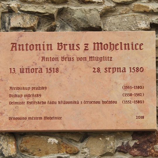 Pamětní deska v Mohelnici na Kostelním náměstí