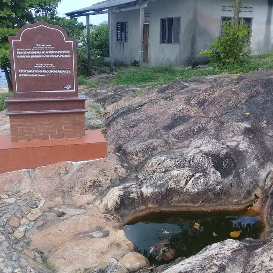 Batu Pahat Well