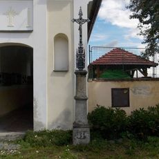 Kříž před kaplí v Mnichově