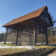 Kozolec na domačiji Klek 24