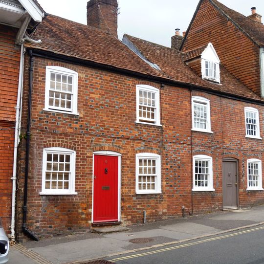 6 And 7, Saint Martins