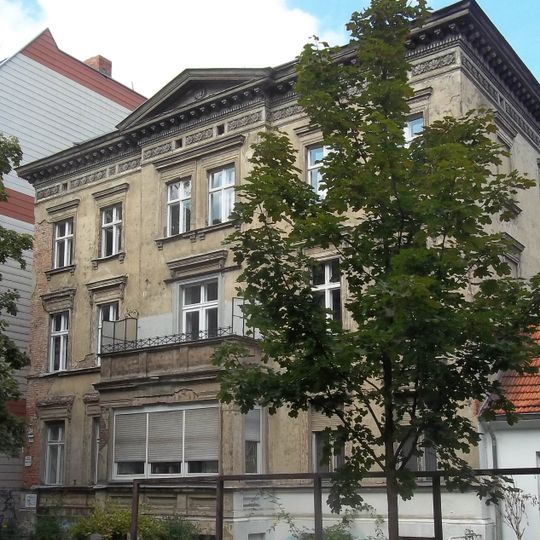Mietshaus, ehem. Roenneberg-Schule Moselstraße 5