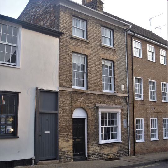 2, Churchgate Street