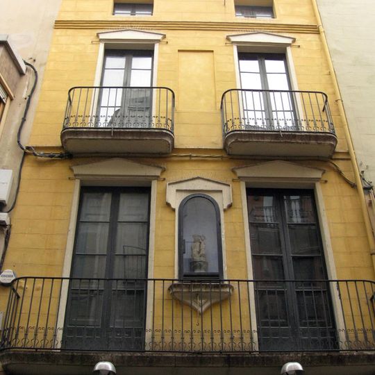 House in carrer Girona, 21