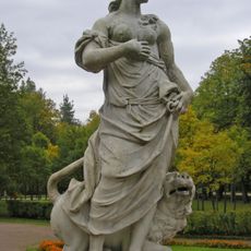Allegory of Peace statue in Pavlovsk Park by Pietro Baratta