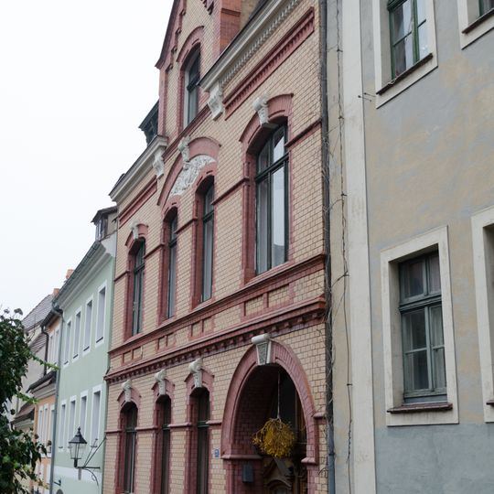 Mietshaus in geschlossener Bebauung Kränzelstraße 21