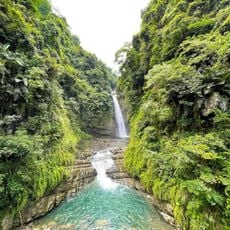 Jui-lung Falls