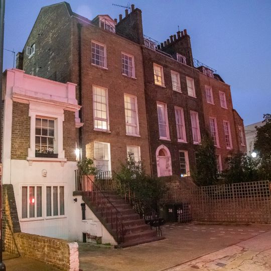 362,364 And 366, Kennington Road