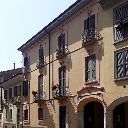 Via Giuseppe Garibaldi 68