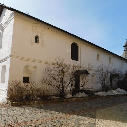 Братский корпус западный