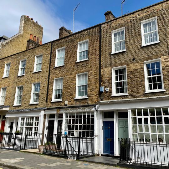 2-5, Harcourt Street W1