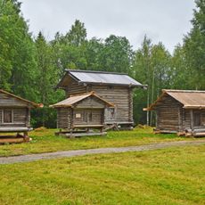 Амбарный городок (Малые Корелы)