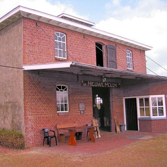 Nieuwe Molen, Sinderen