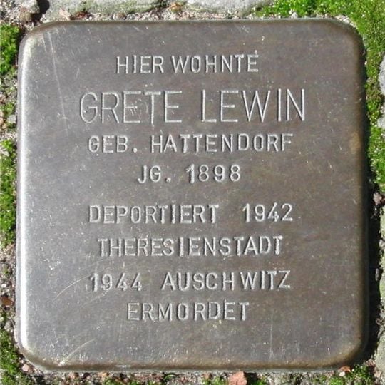 Stolperstein dedicated to Grete Lewin