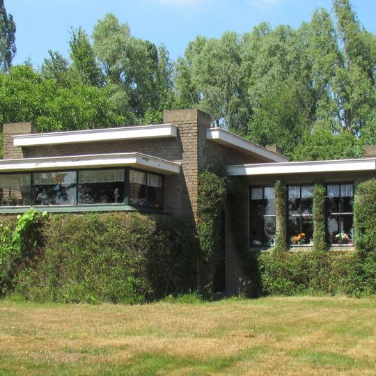 Waterzuiveringsinstallatie: Pompgebouw