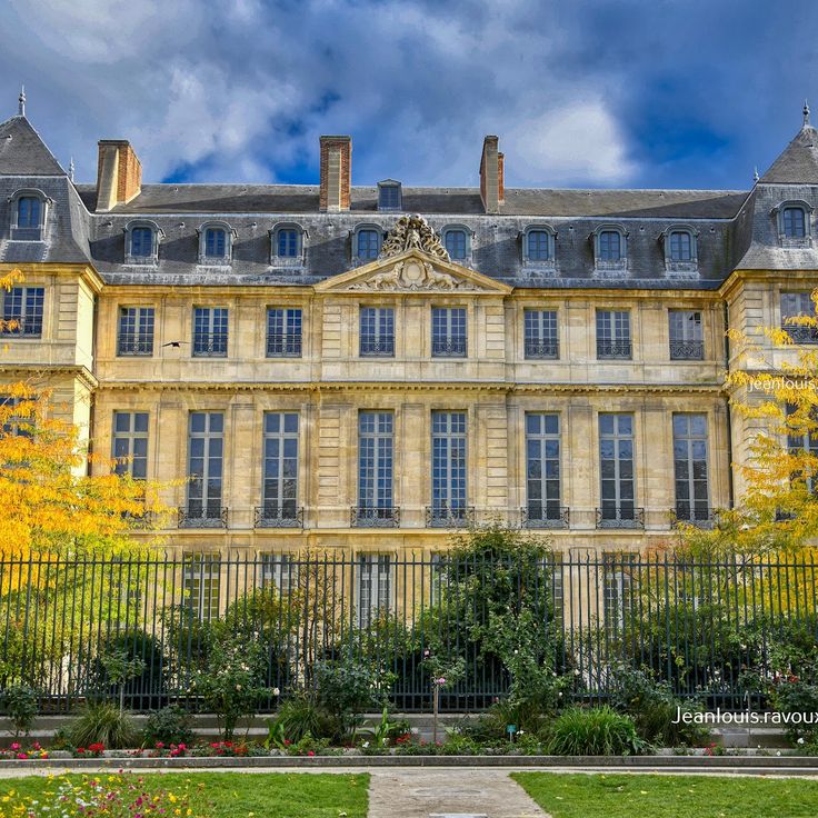 Musée Picasso Staircase