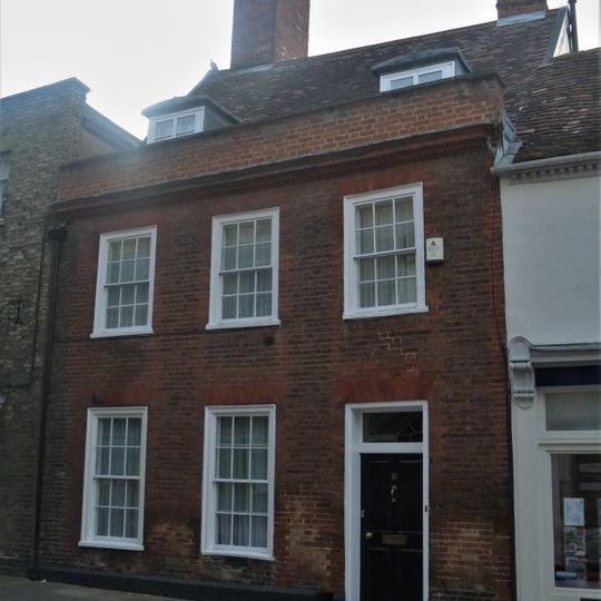 10, Guildhall Street