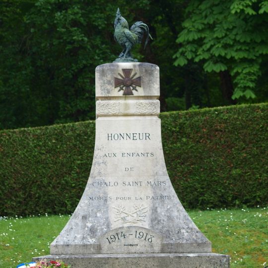 War memorial of Chalo-Saint-Mars