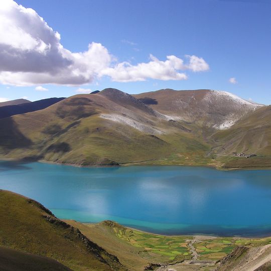 Yamdrok Lake