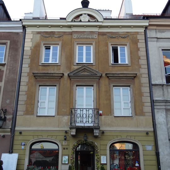 Adam Kopanki Tenement House in Warsaw