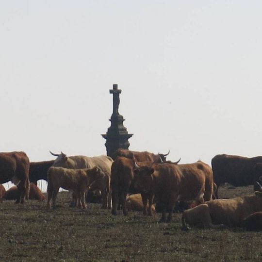 Kříž na pastvině východně od Křimova