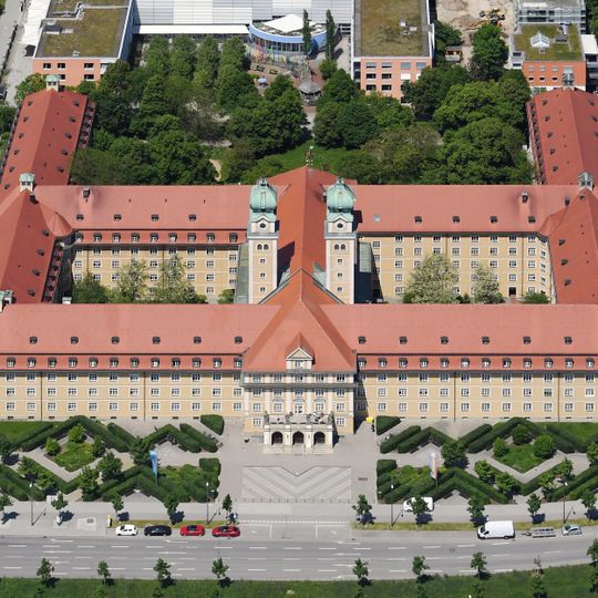 Städtisches Altenheim St. Josef