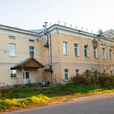 Главное здание уездной тюрьмы (Крестцы)