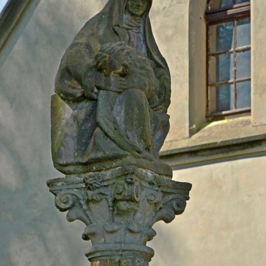 Sloup se sousoším Piety