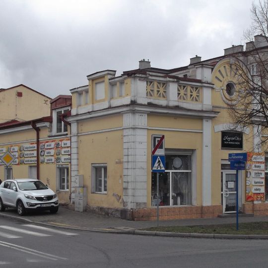 Budynek przy Alei 3 Maja 11