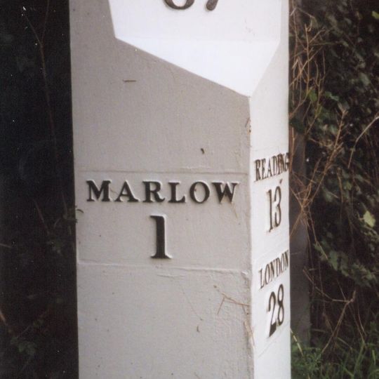 Milepost, Marlow Road; on bend at jct leading to church car park