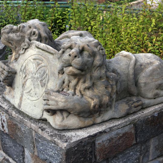 Sousoší ležících lvů