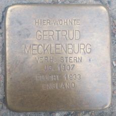 Stolperstein en memoria de Gertrud Mecklenburg