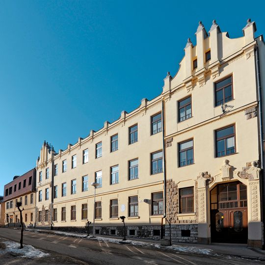 Dievčenská kláštorná škola