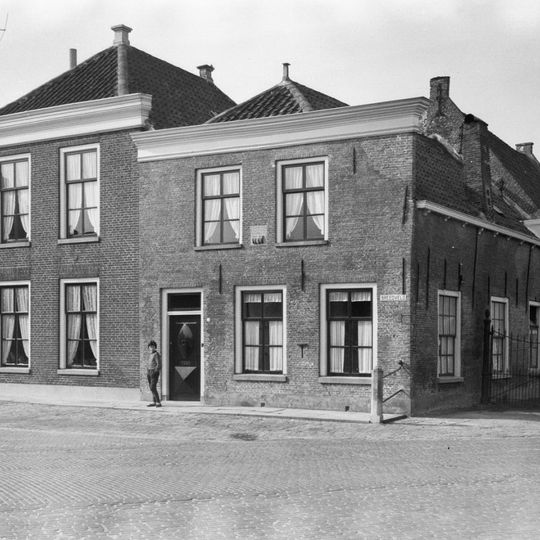 Breedveld 2, Zonnemaire