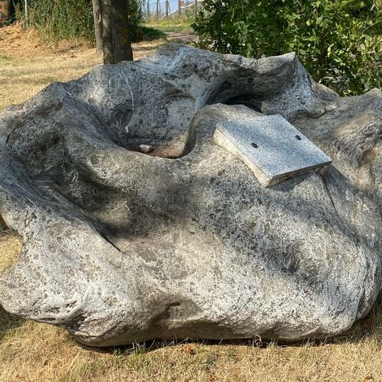 Leo-Bieder-Gedenkstein