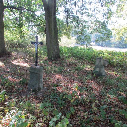 Kříž na bývalém hřbitově u kaple Božího Těla v Pelhřimově