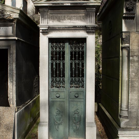 Grave of Gauthier-Berraud