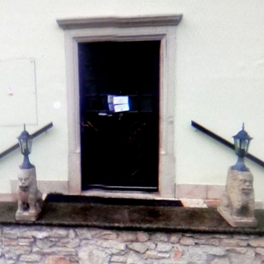 Kňažský domov, socha-vsa