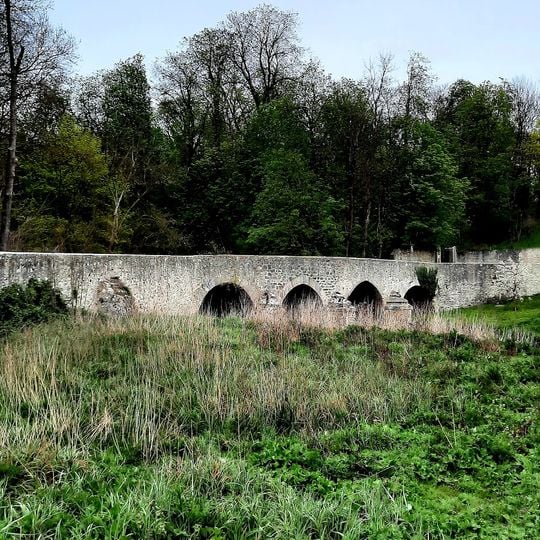 Pont Saint-Pierre d'Évry-Grégy-sur-Yerre