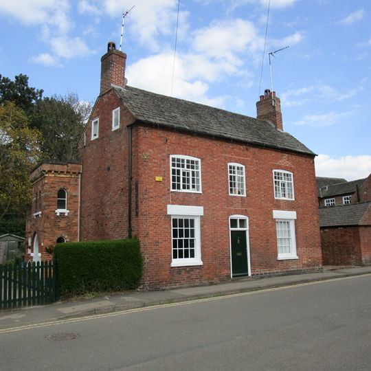 78 And 80, Main Street