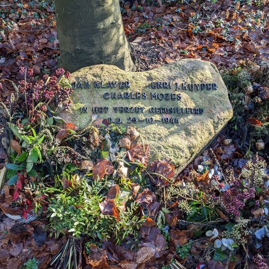 Monument aan de Pinkenbergseweg