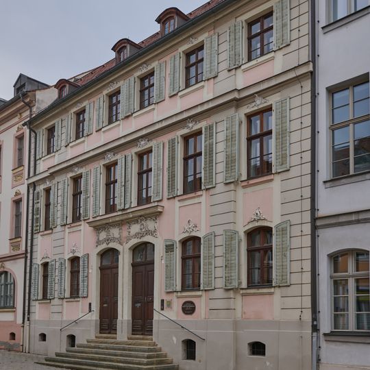 Karlstraße 4, 6