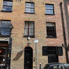 18, Wilkes Street E1